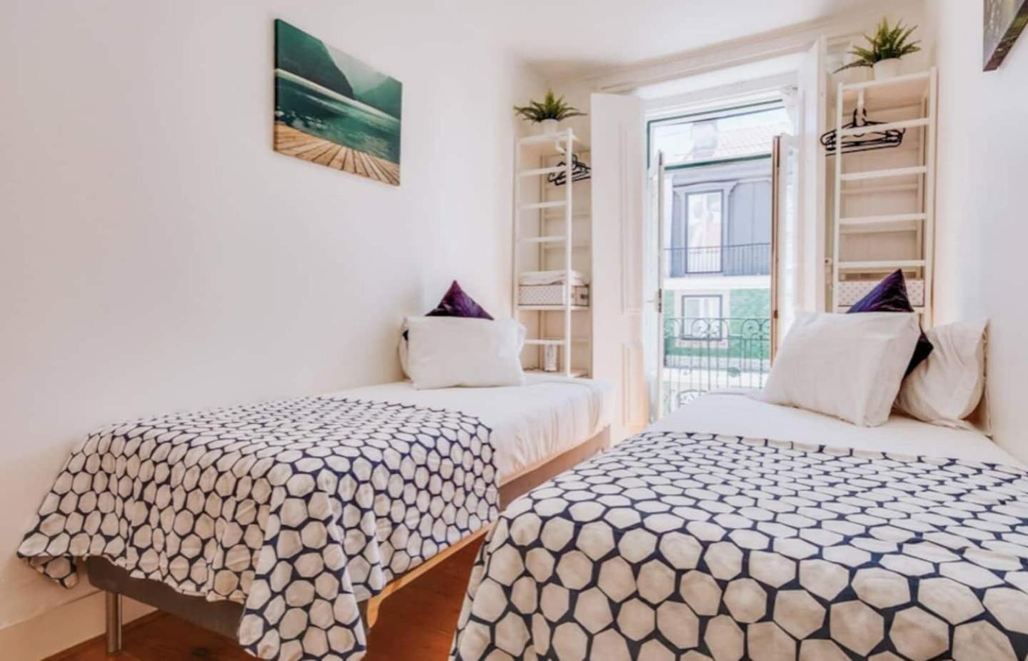 3 Bedroom Apartment In Baixa With River View Lisboa Exteriör bild