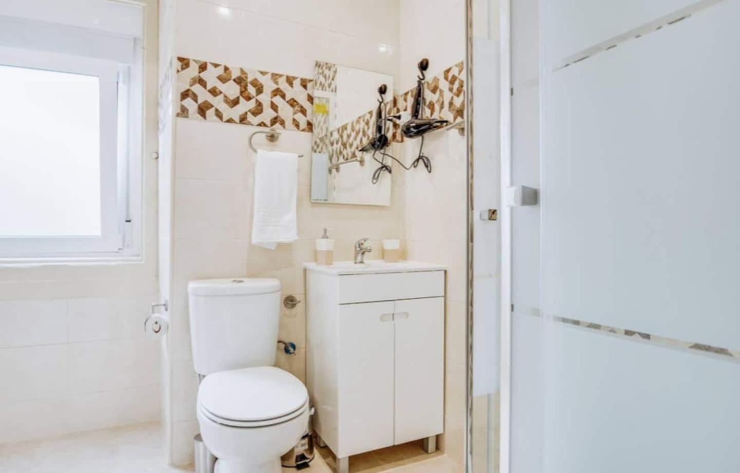 3 Bedroom Apartment In Baixa With River View Lisboa Exteriör bild