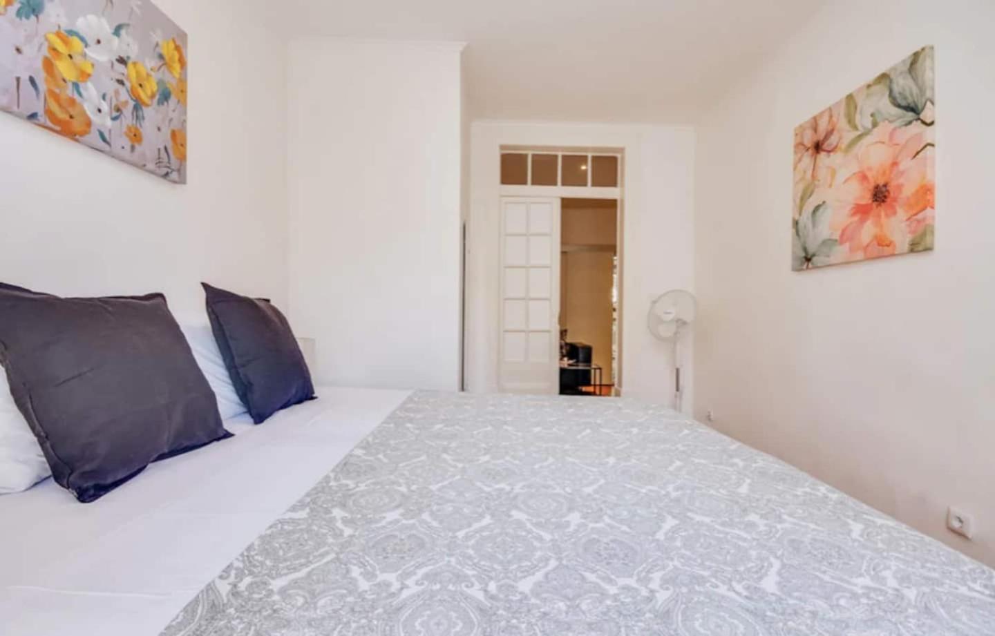 3 Bedroom Apartment In Baixa With River View Lisboa Exteriör bild