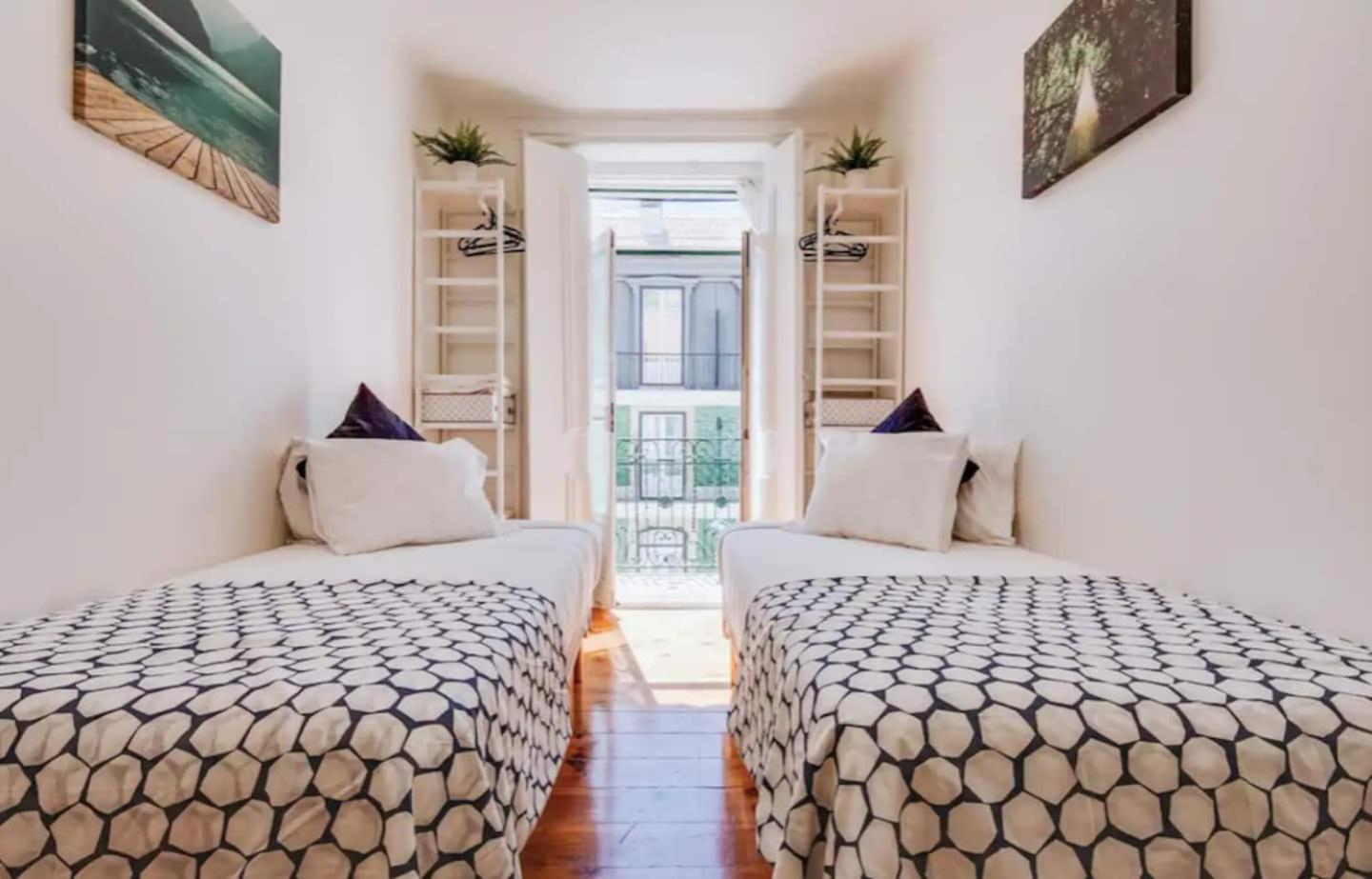 3 Bedroom Apartment In Baixa With River View Lisboa Exteriör bild