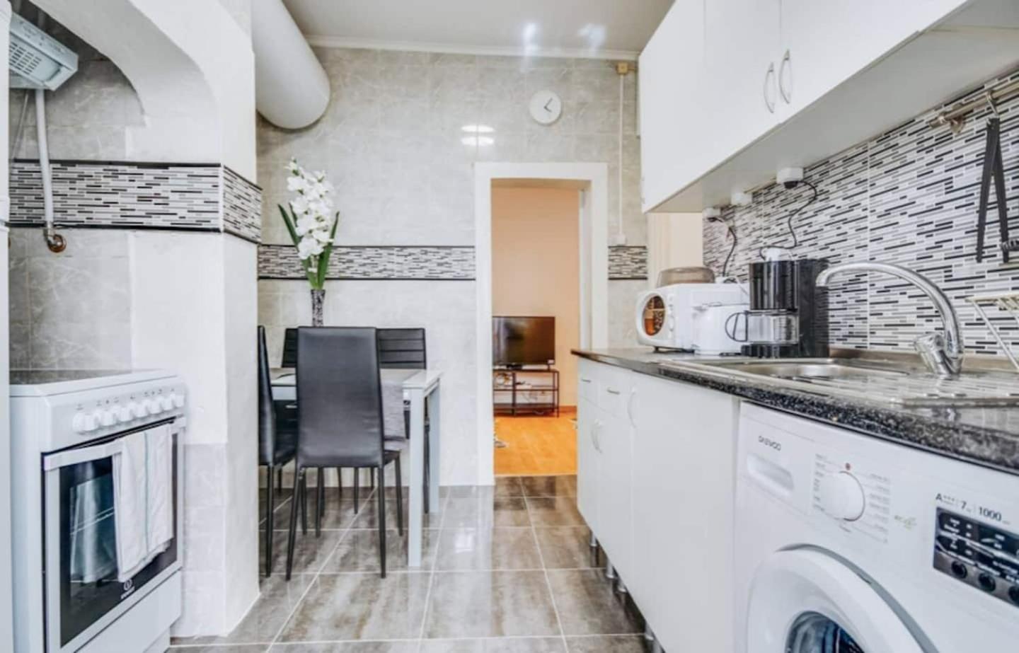 3 Bedroom Apartment In Baixa With River View Lisboa Exteriör bild
